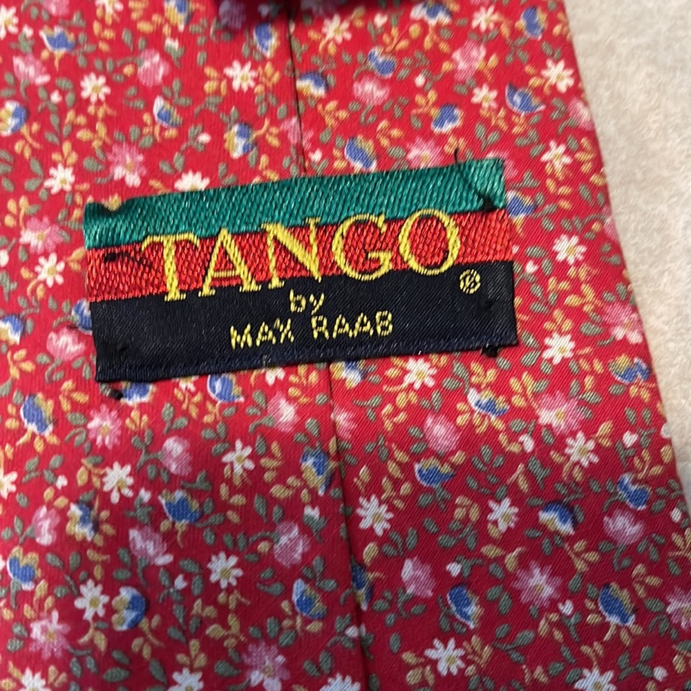 Used tie - Picture 4 of 10